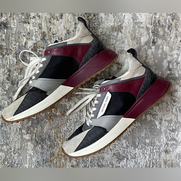 Micheal Kors sneakers M 8.5 - Picture 4 of 8